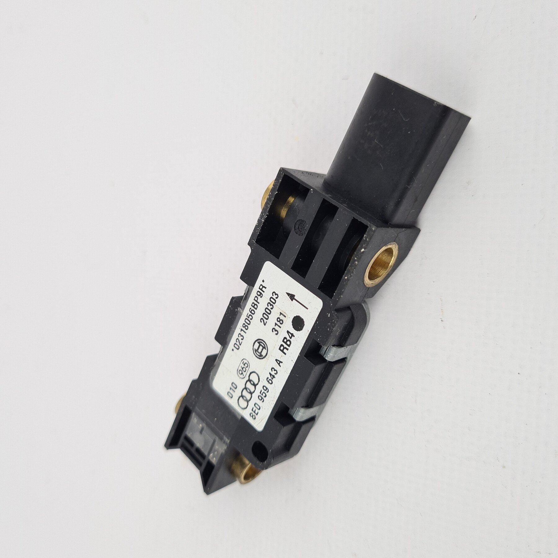 AUDI A4/4B Airbagsteuergerät 8E0959643A